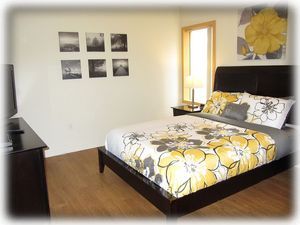 Wonderful 2nd bedroom with comfortable queen bed